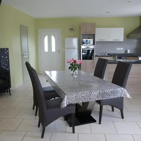 Maison A Salignac-eyvigues Avec Terrasse, Wifi Et Parking - Fr-1-616-116 Salignac Eyvigues